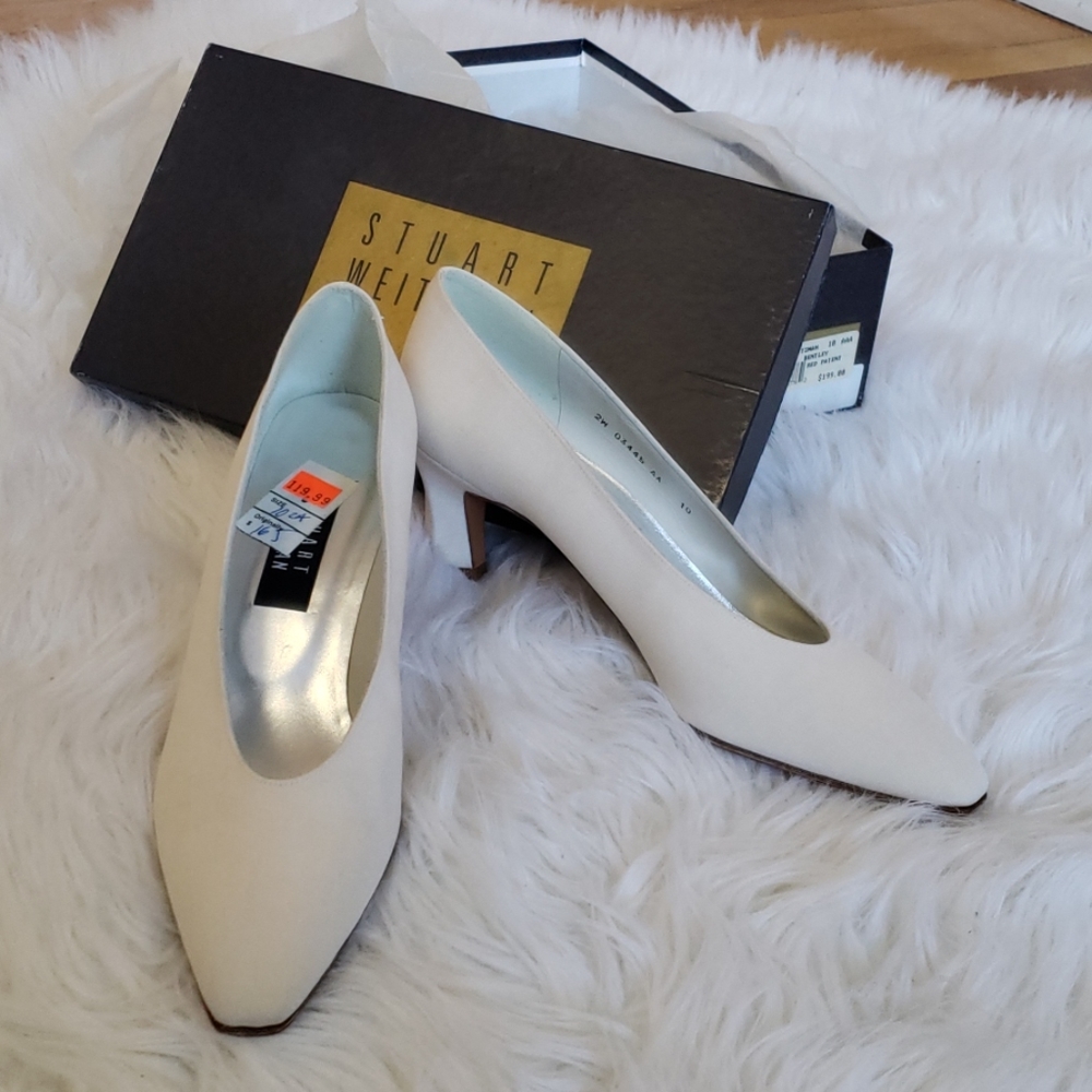 Stuart Weizman | Ivory  Heels size 10 NWT